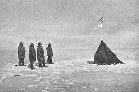 Picture Of Roald Amundsen And His Crew